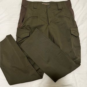 Men’s 31x30 5.11 Green BDU pants